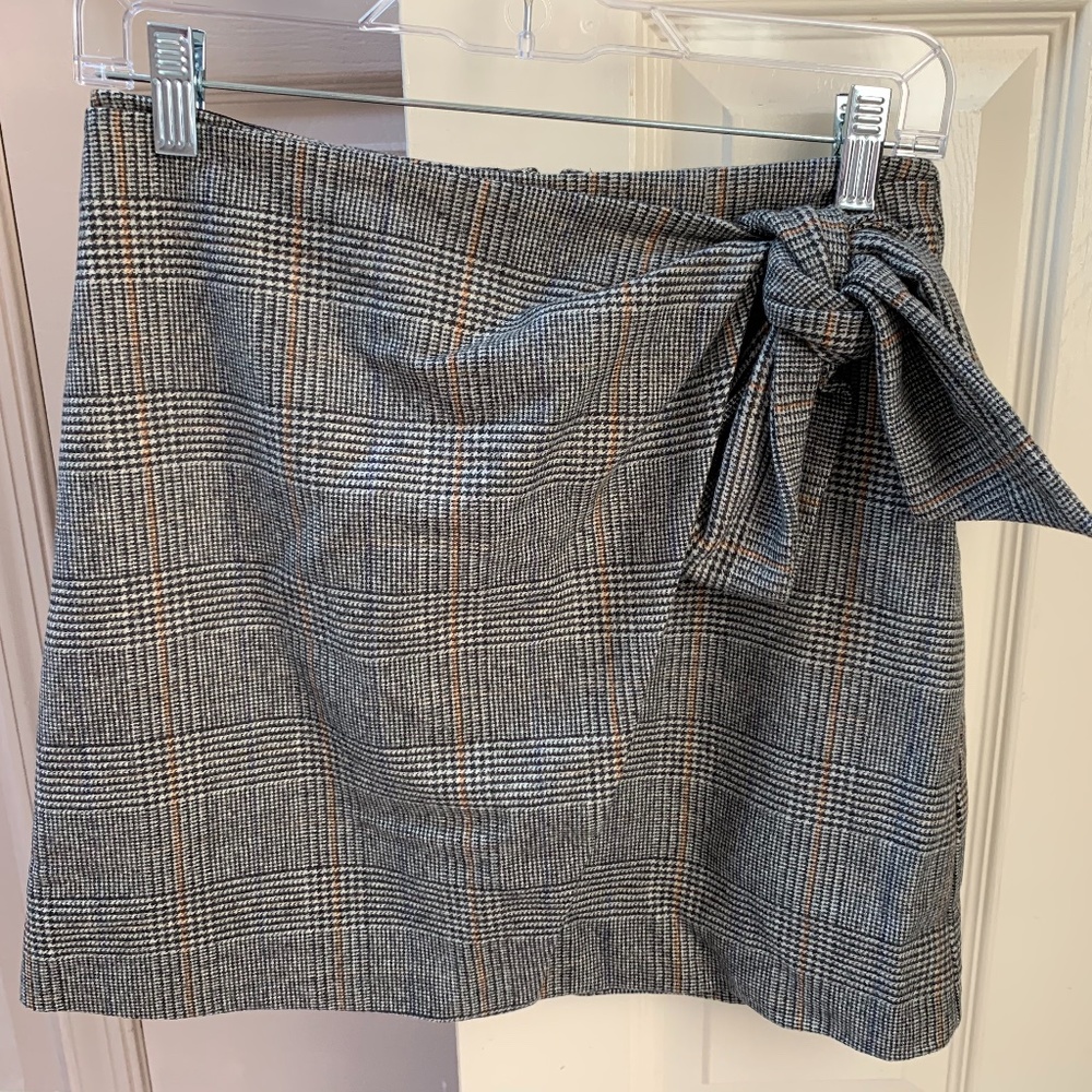 Flannel Mini Skirt w Tie